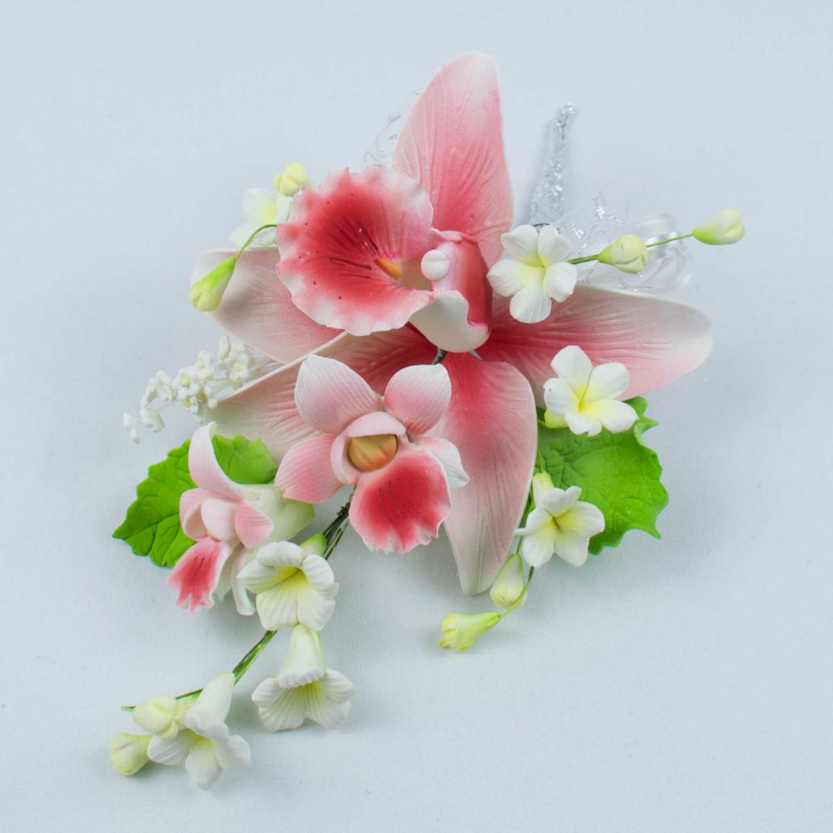 Торт Праздничный № 546, декор цветы орхидеи из сахарной мастики